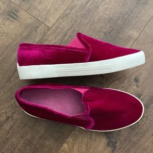 Joie Huxley velvet slip-on sneaker